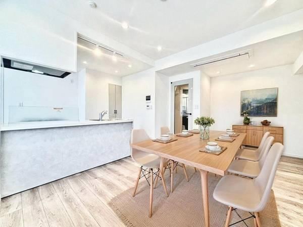 1LDK apartment in Minato Ward, Tokyo - Photo 1