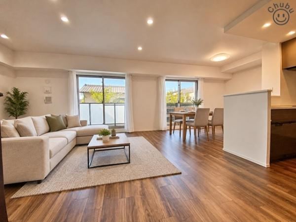 3LDK apartment in Toyota, Aichi - Photo 1