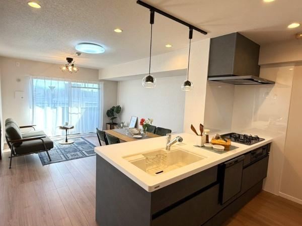 3LDK apartment in Hirano Ward, Osaka - Photo 1