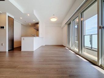 3LDK apartment in Mihama Ward
