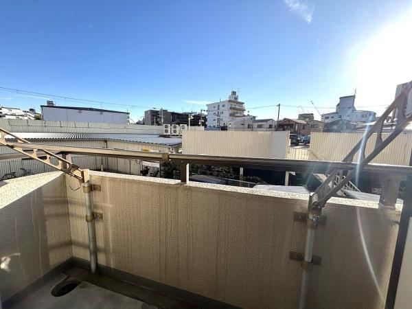 1K apartment in Higashiyodogawa Ward, Osaka - Photo 1