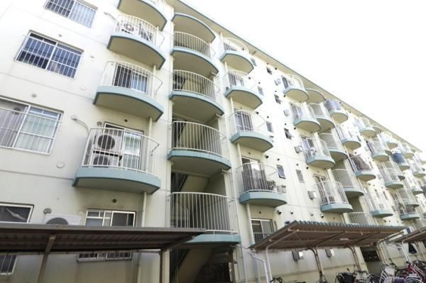 3K apartment in Nishinari Ward, Osaka - Photo 1