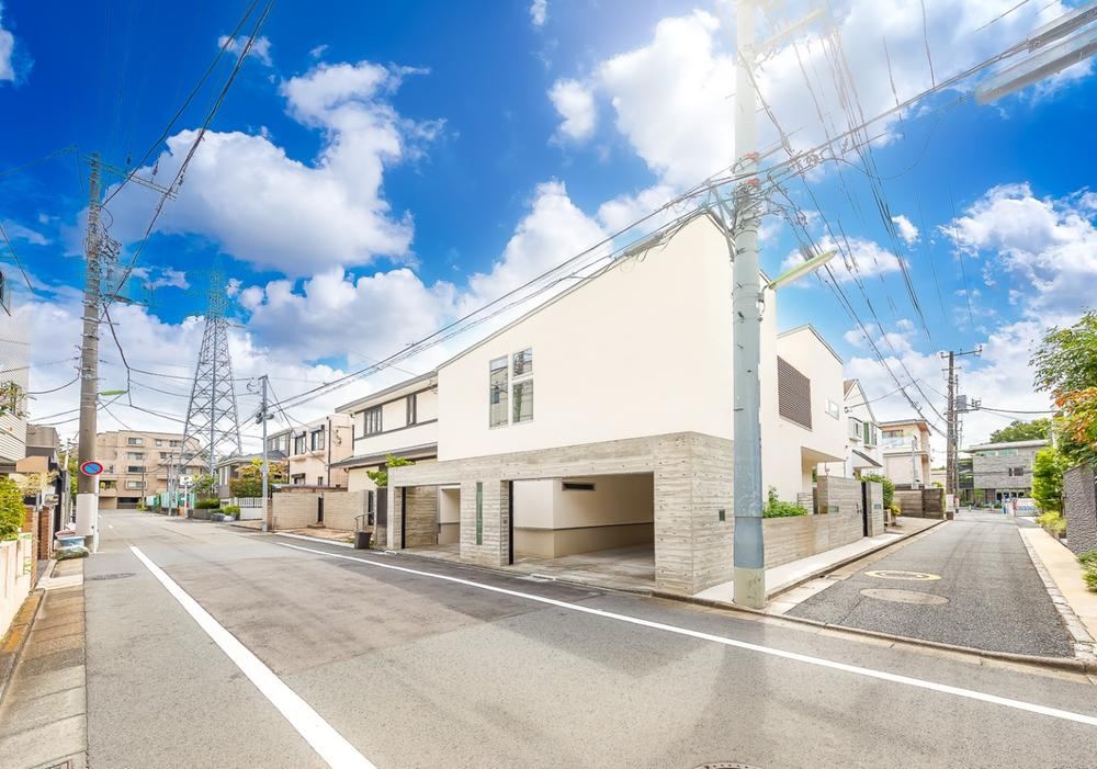 4LDK+S house in Setagaya Ward, Tokyo - Photo 1
