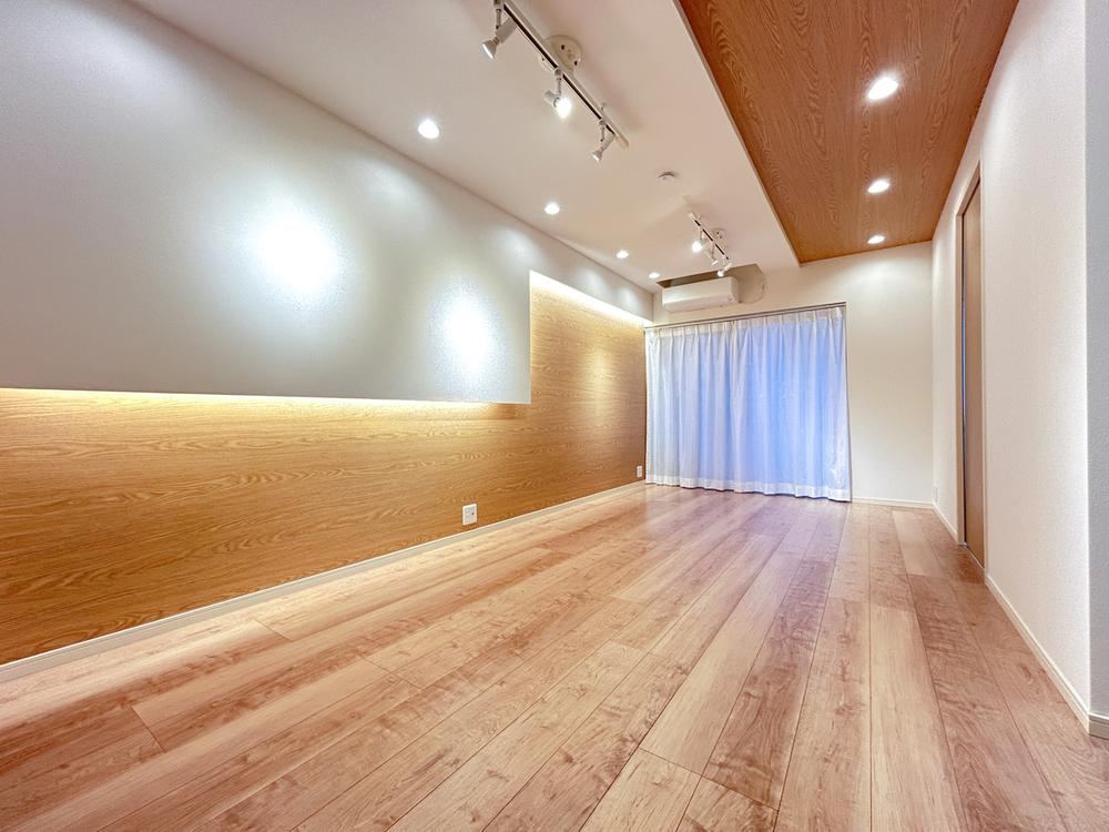2LDK apartment in Itabashi Ward, Tokyo - Photo 1