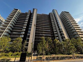 4LDK apartment in Chuo Ward