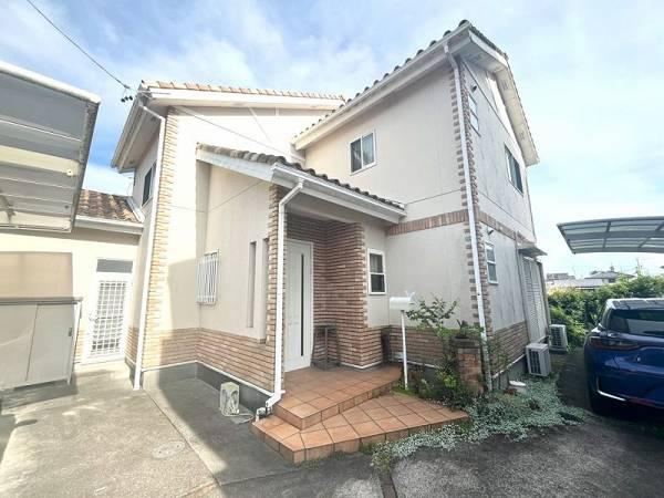 4LDK house in Gifu, Gifu - Photo 1
