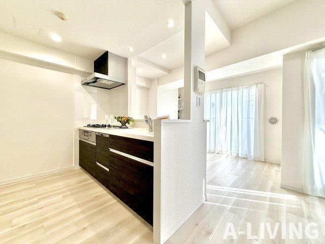 3LDK apartment in Funabashi, Chiba - Photo 1
