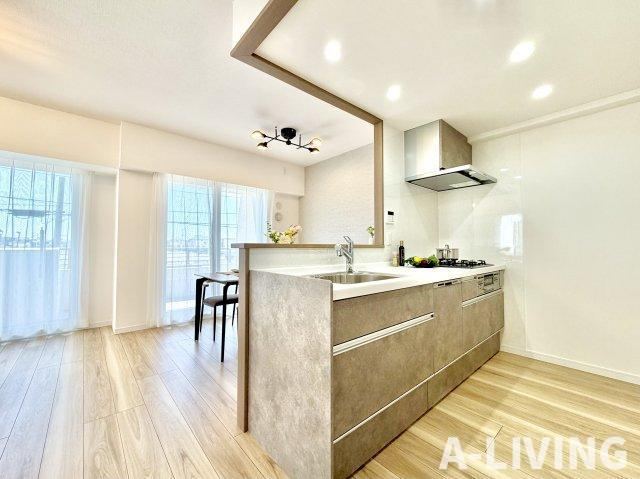 3LDK apartment in Funabashi, Chiba - Photo 1