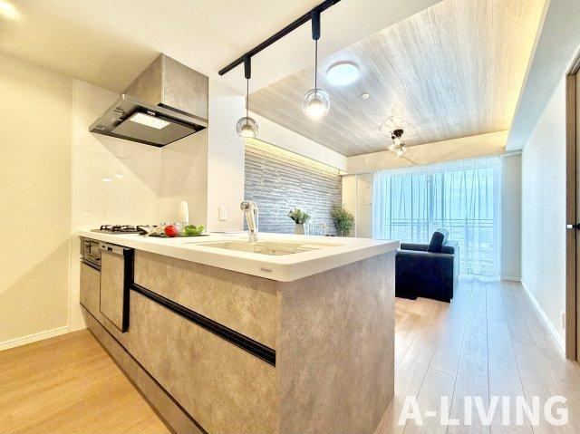 3LDK apartment in Ichikawa, Chiba - Photo 1