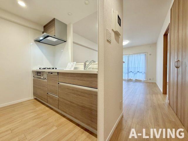 3LDK apartment in Ichikawa, Chiba - Photo 1