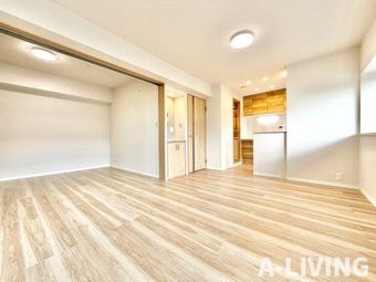 4LDK apartment in Hanamigawa Ward