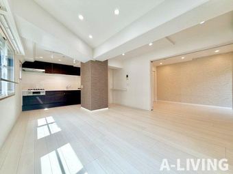 3LDK apartment in Edogawa Ward