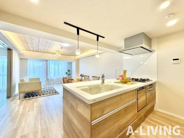 3LDK apartment in Inage Ward, Chiba - Photo 1