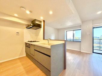3LDK apartment in Midori Ward, Chiba City