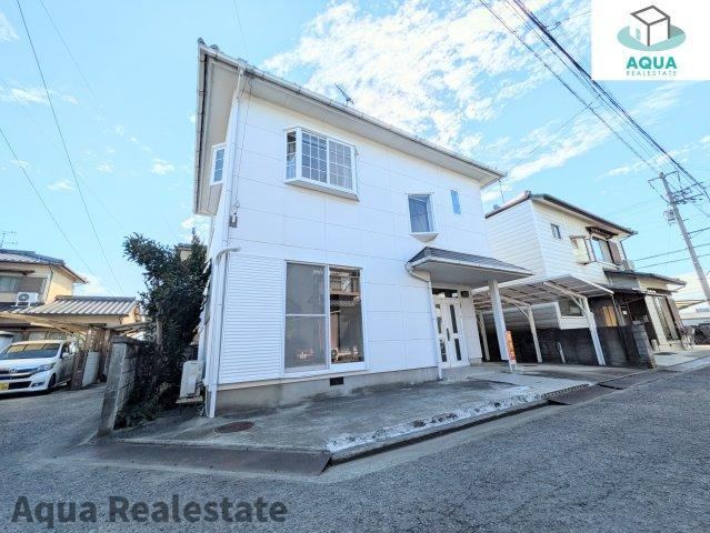 4LDK+S house in Takamatsu, Kagawa - Photo 1