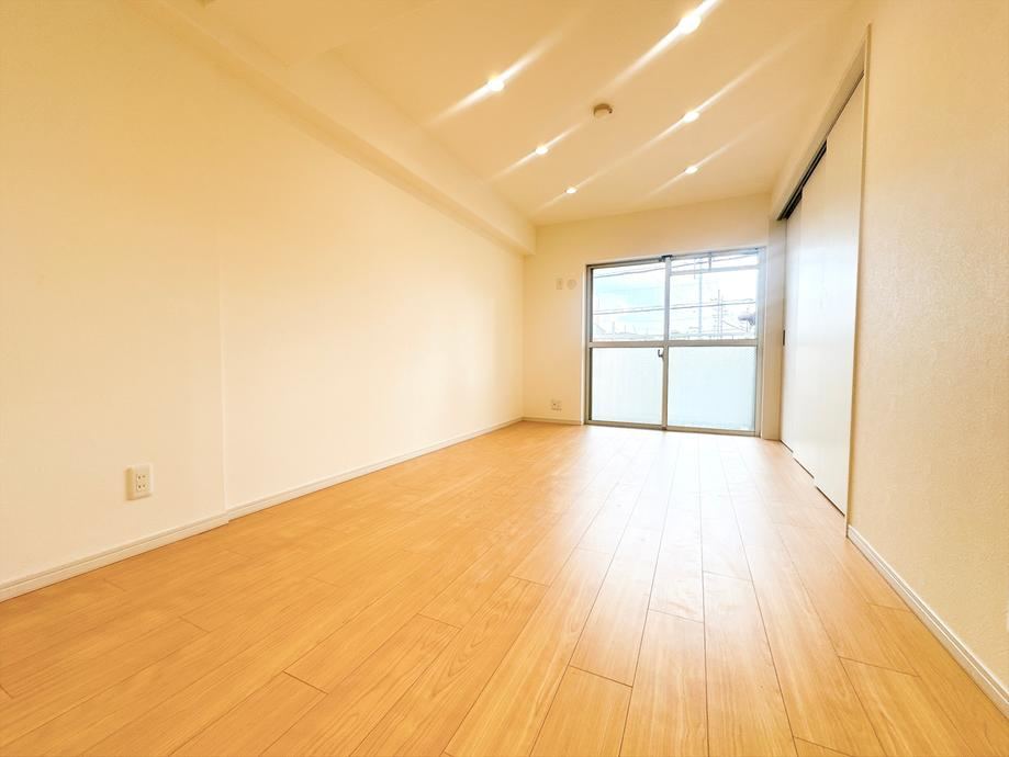 2LDK apartment in Chikusa Ward, Nagoya, Aichi - Photo 1