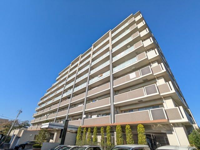 3LDK apartment in Moka, Tochigi - Photo 1