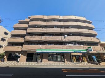 2LDK apartment in Tama