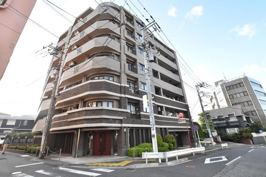 3LDK apartment in Asahi Ward, Yokohama, Kanagawa - Photo 1