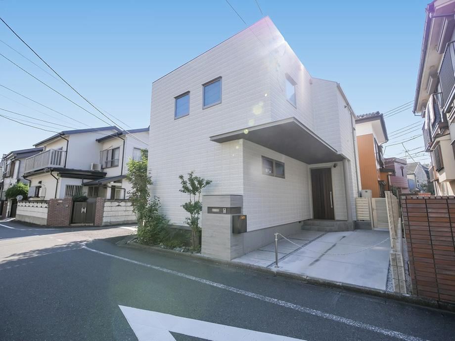 3LDK house in Higashimurayama, Tokyo - Photo 1