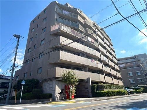 4LDK apartment in Edogawa Ward, Tokyo - Photo 1