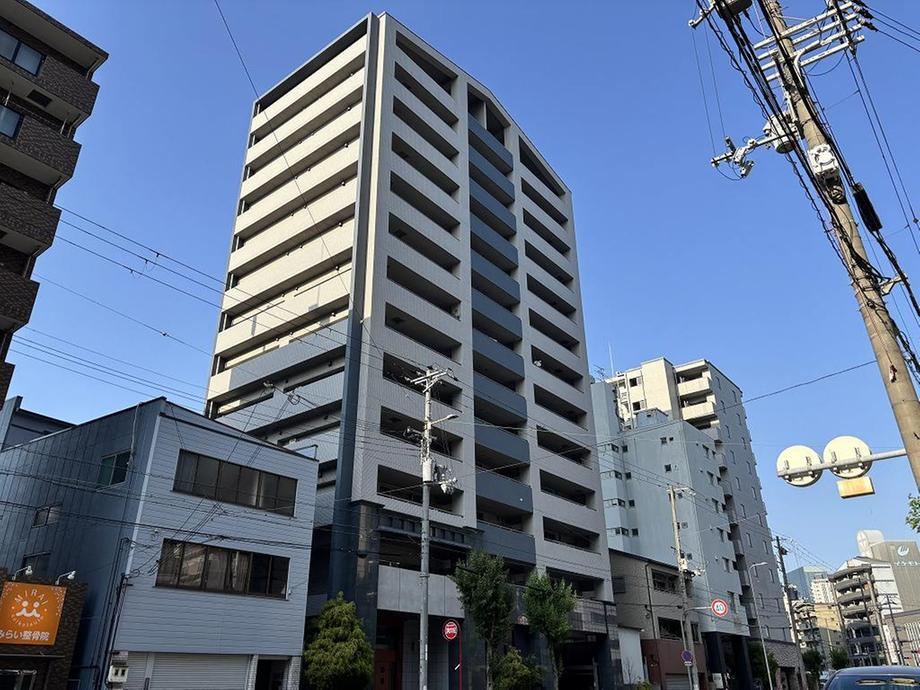 3LDK apartment in Fukushima Ward, Osaka - Photo 1
