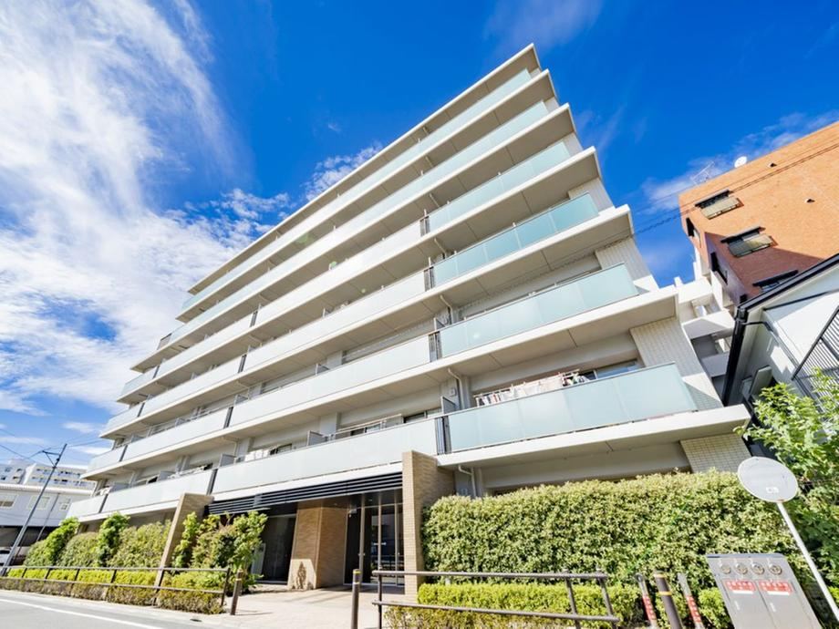 2LDK apartment in Itabashi Ward, Tokyo - Photo 1