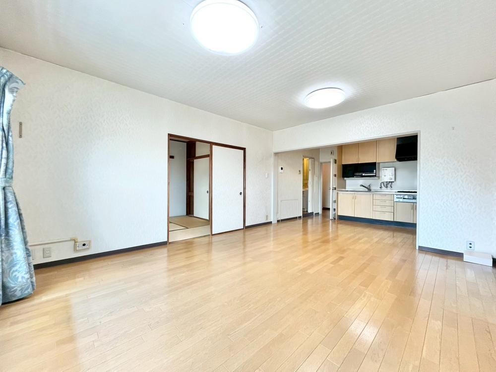 3LDK apartment in Sakae Ward, Yokohama, Kanagawa - Photo 1