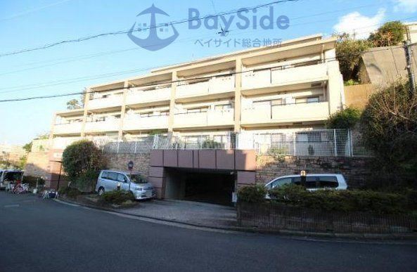 3LDK apartment in Minami Ward, Yokohama, Kanagawa - Photo 1