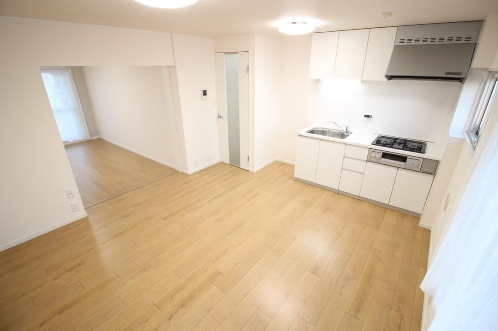 3LDK apartment in Fujisawa, Kanagawa - Photo 1