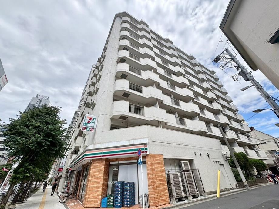 2LDK apartment in Toshima Ward, Tokyo - Photo 1