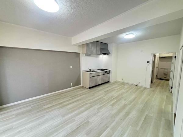 3LDK apartment in Ukyo Ward, Kyoto - Photo 1