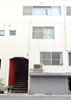 4LDK house in Nishi Ward, Osaka - Photo 1