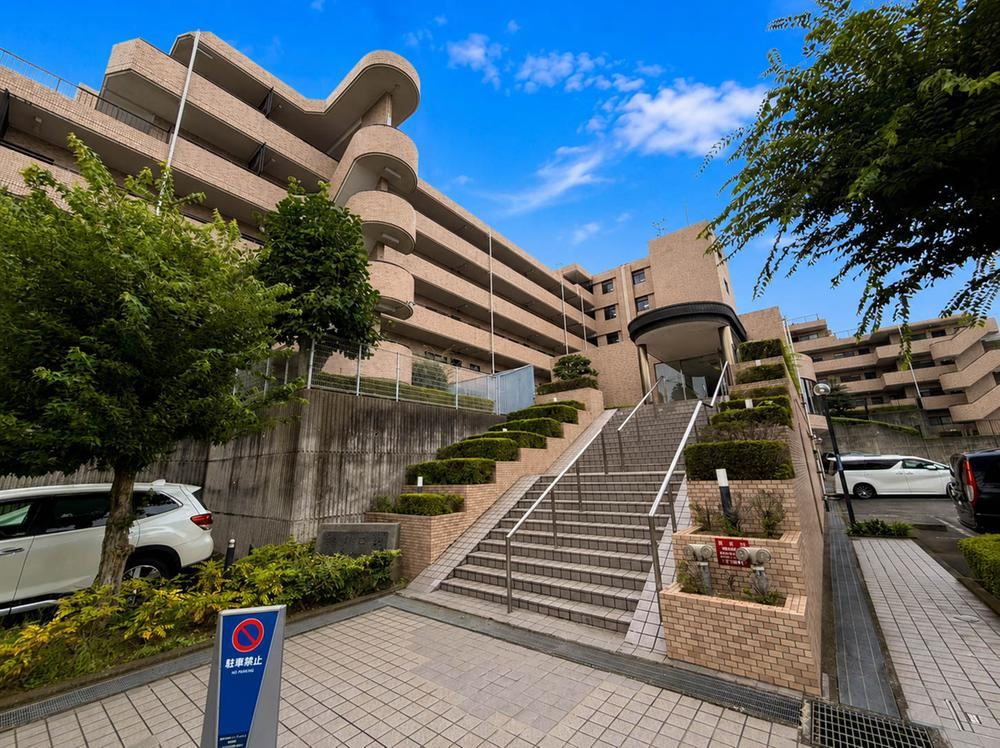 3LDK apartment in Takatsu Ward, Kawasaki, Kanagawa - Photo 1