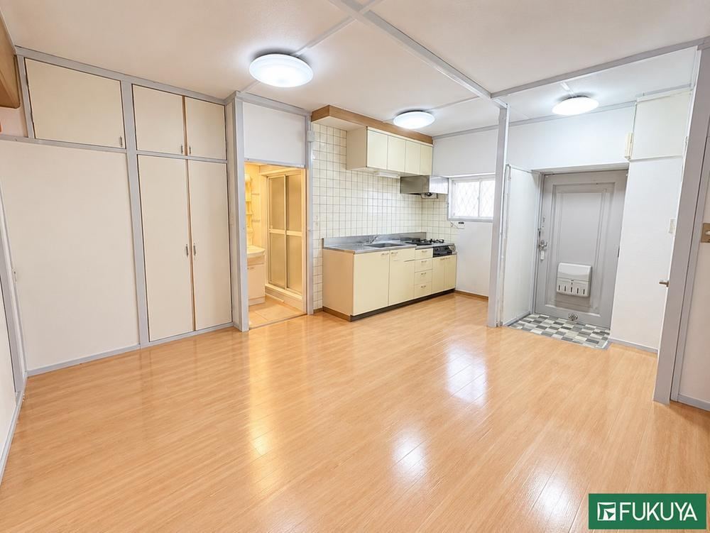 2LDK apartment in Higashisumiyoshi Ward, Osaka - Photo 1