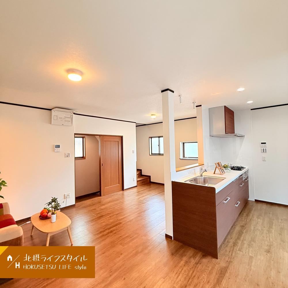 4LDK house in Suita, Osaka - Photo 1