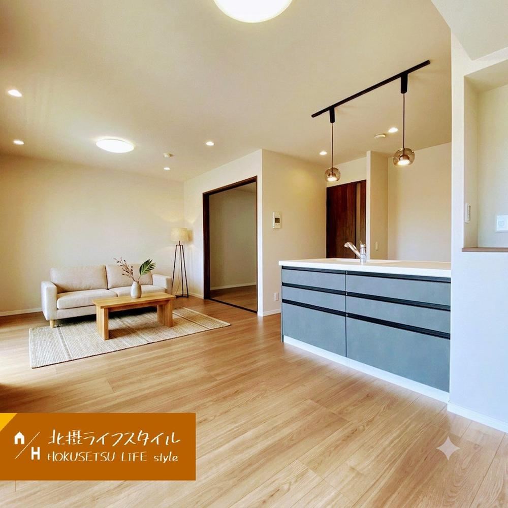 3LDK apartment in Suita, Osaka - Photo 1