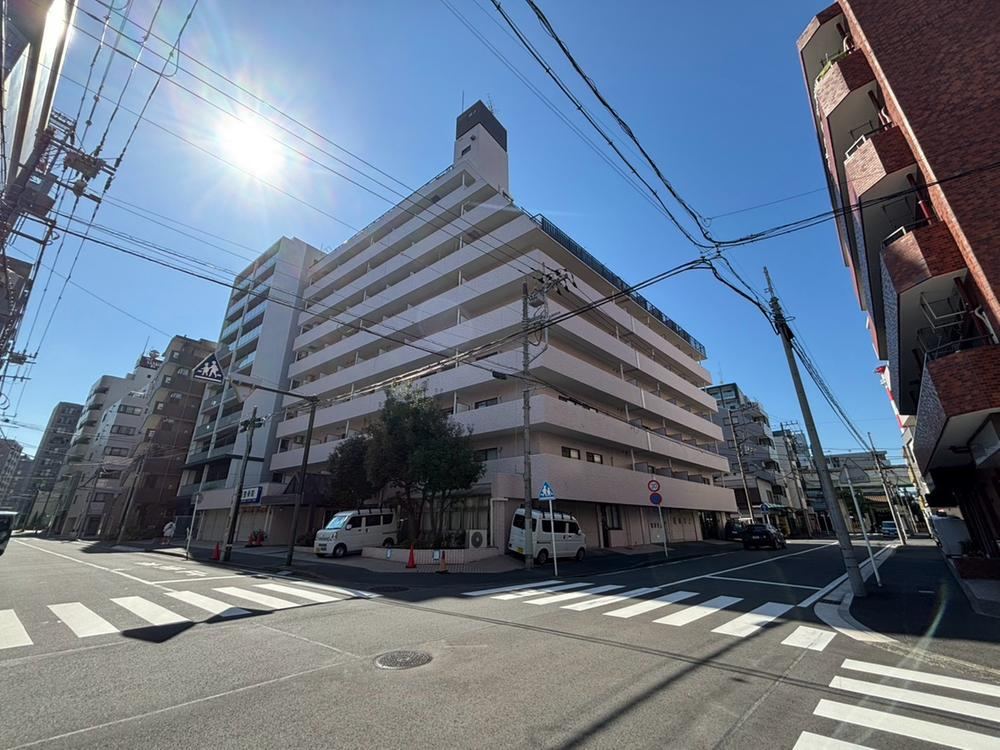1LDK apartment in Nishi Ward, Yokohama, Kanagawa - Photo 1