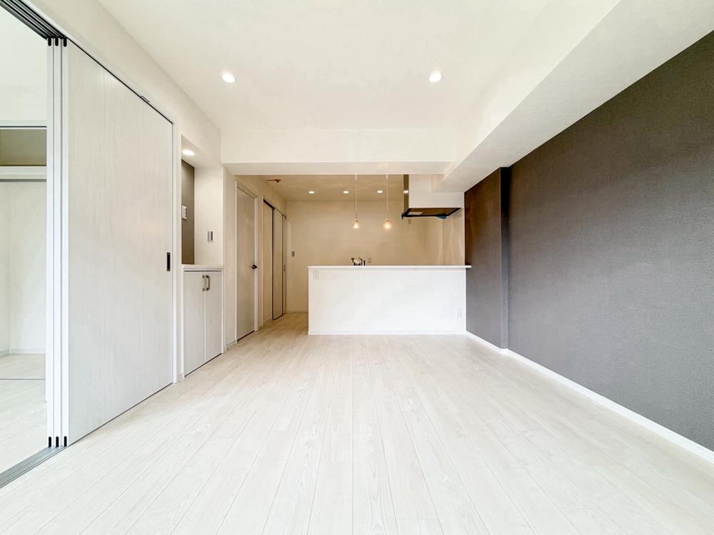 3LDK apartment in Konan Ward, Yokohama, Kanagawa - Photo 1