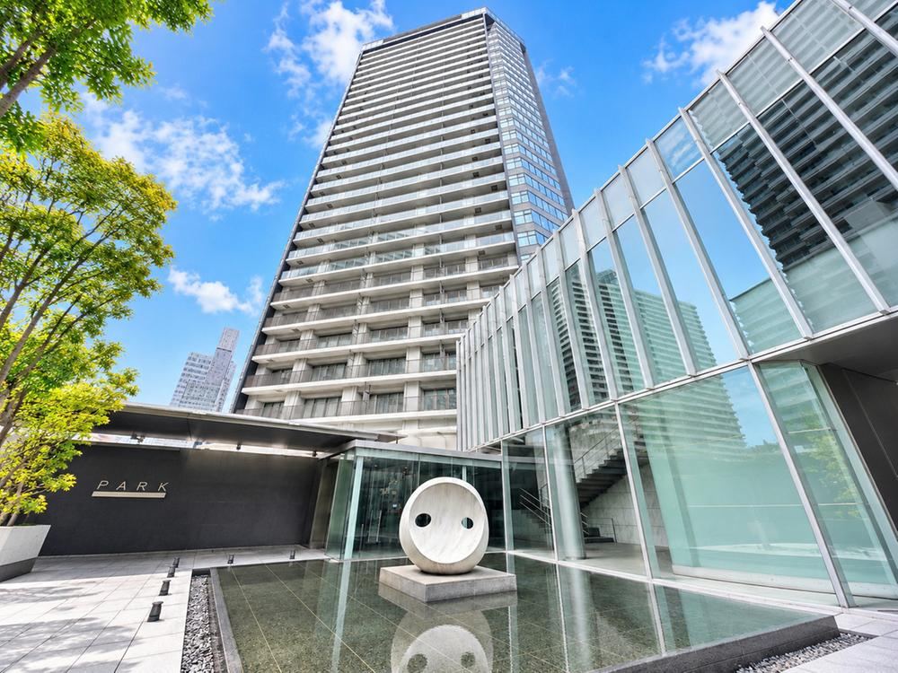 2LDK apartment in Nishi Ward, Yokohama, Kanagawa - Photo 1