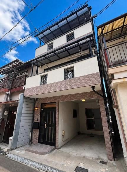 3DK+S house in Settsu, Osaka - Photo 1
