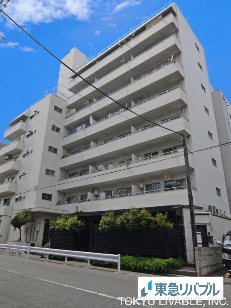 1LDK apartment in Koto Ward, Tokyo - Photo 1