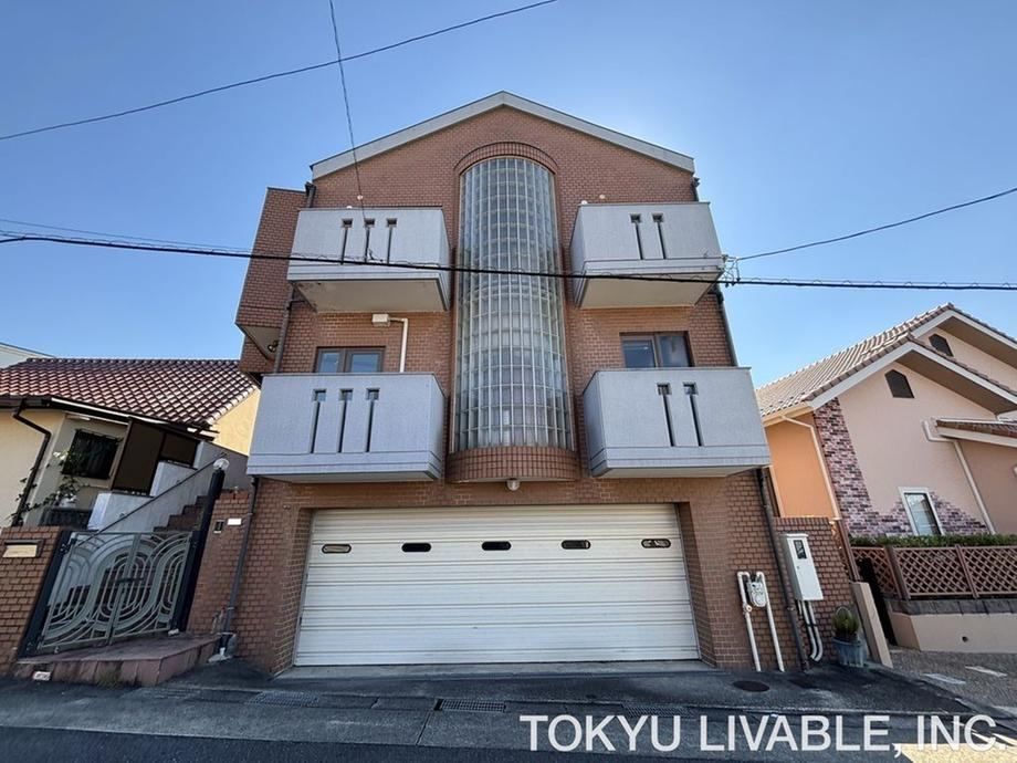6LDK house in Chikusa Ward, Nagoya, Aichi - Photo 1