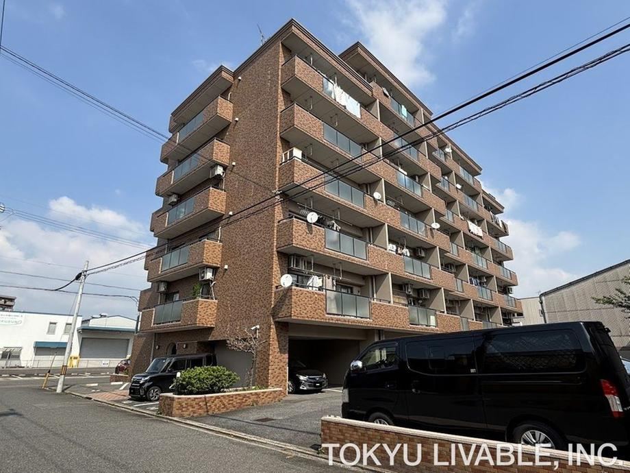 3LDK apartment in Minami Ward, Nagoya, Aichi - Photo 1