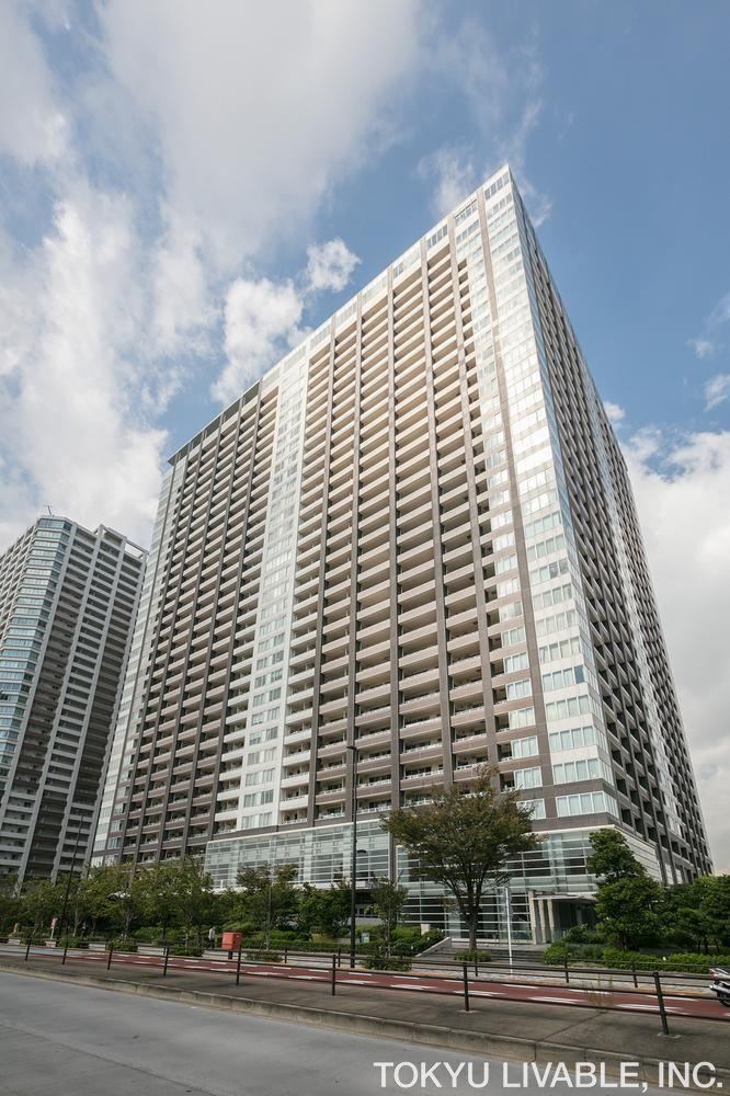 2LDK apartment in Koto Ward, Tokyo - Photo 1