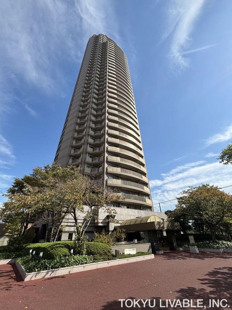 2LDK apartment in Koto Ward, Tokyo - Photo 1