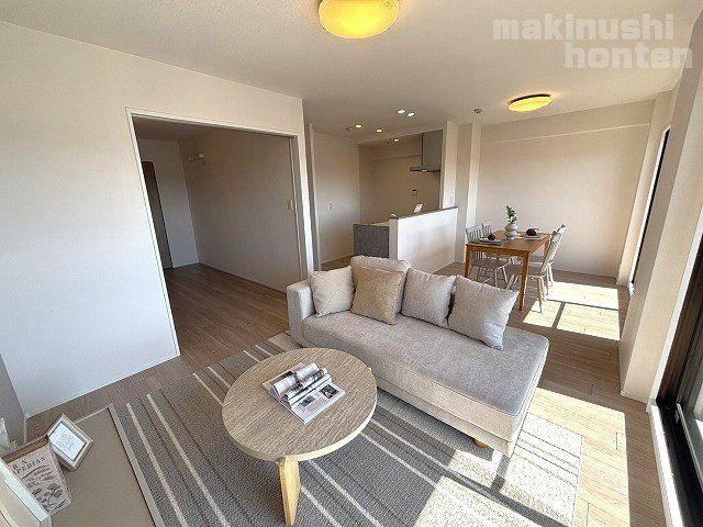 3LDK apartment in Matsubara, Osaka - Photo 1