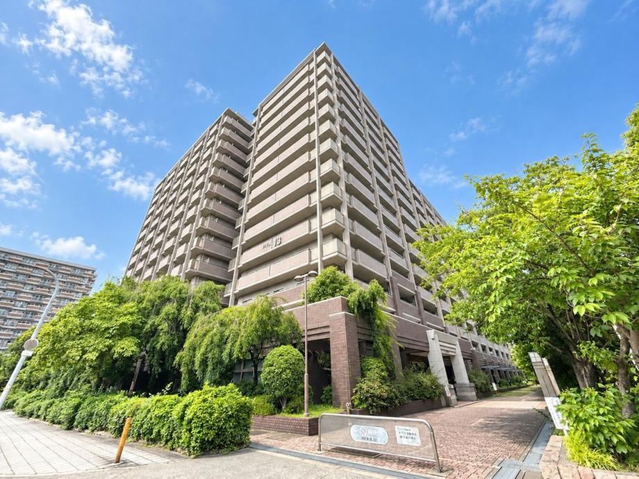3LDK apartment in Kita Ward, Osaka - Photo 1