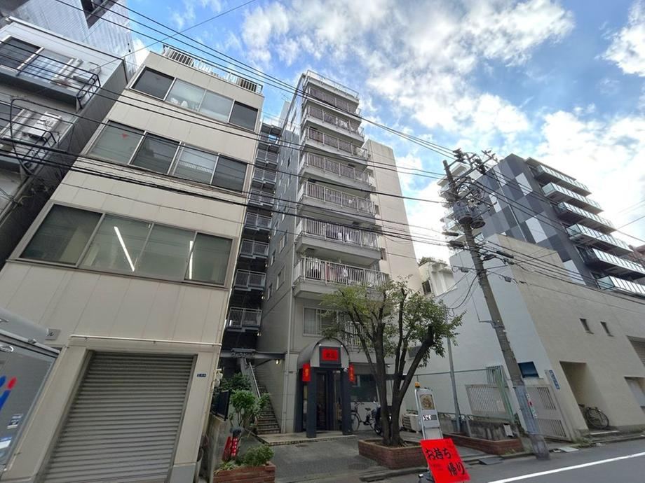 2LDK apartment in Sumida Ward, Tokyo - Photo 1
