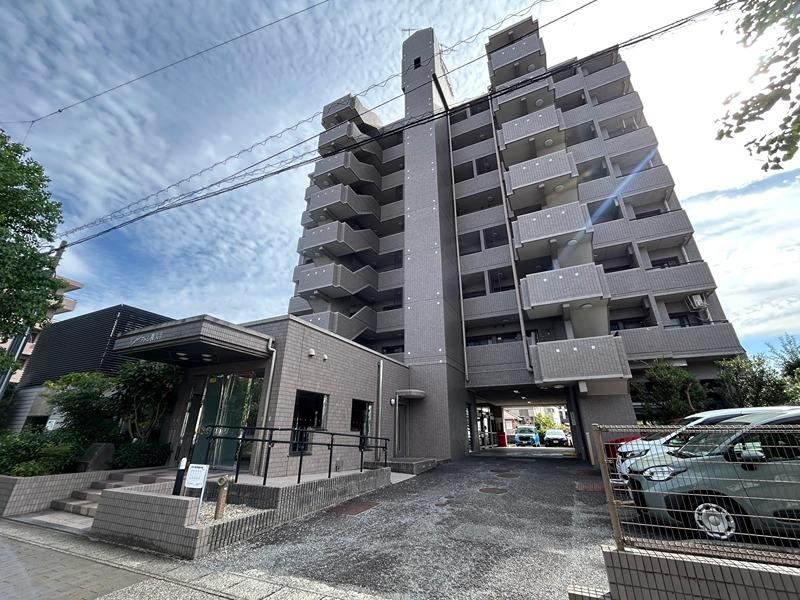 3LDK apartment in Nagakute, Aichi - Photo 1